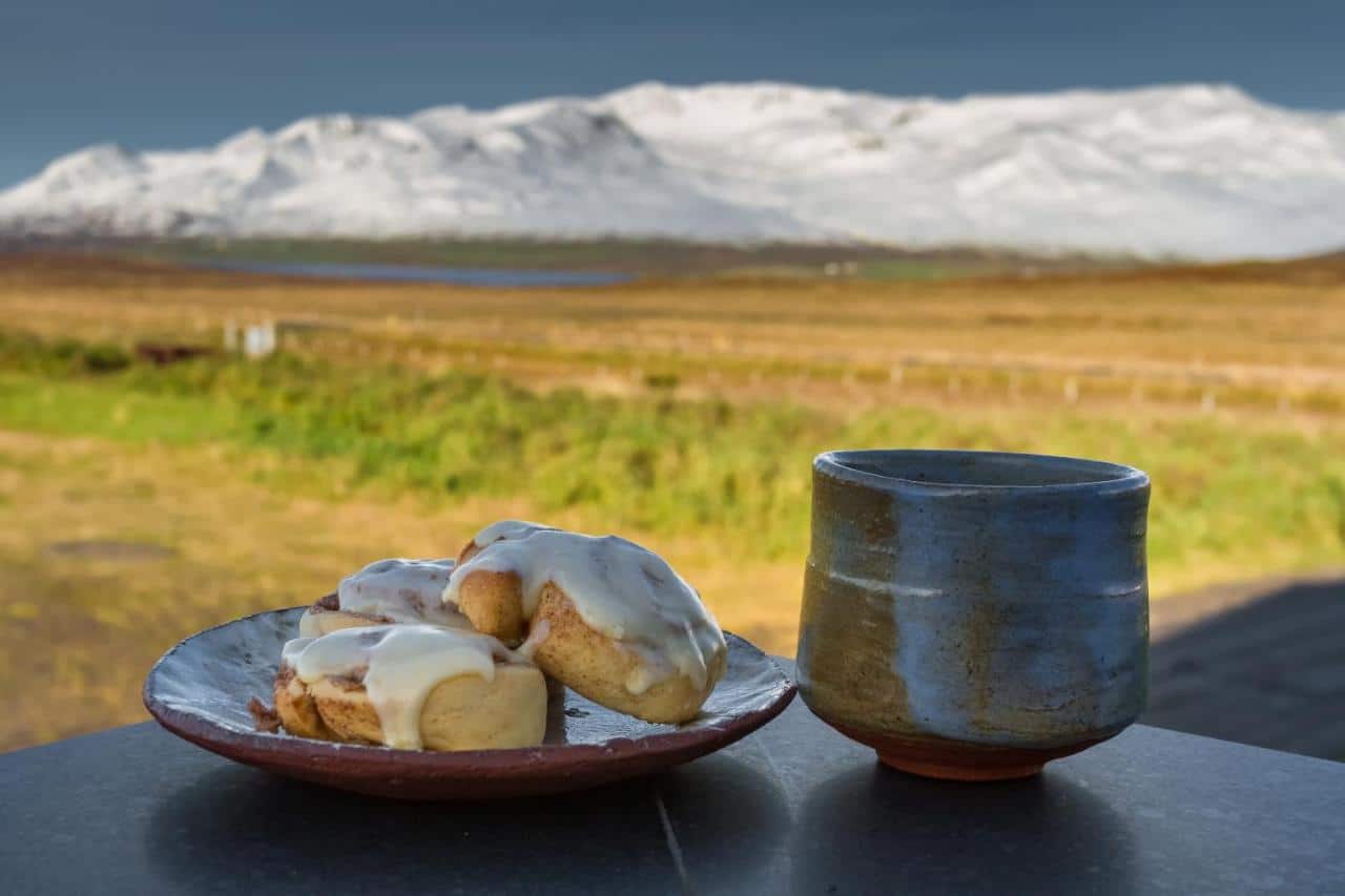 how-to-eat-cheaply-in-iceland