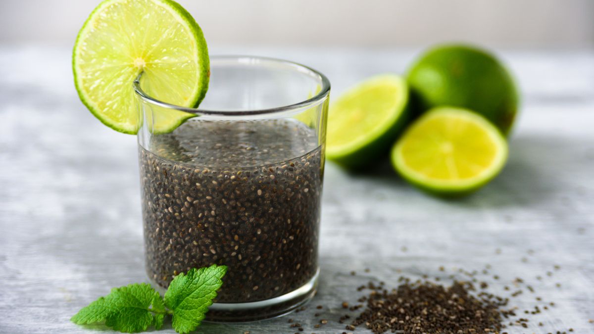 how-to-eat-chia-seeds-in-water