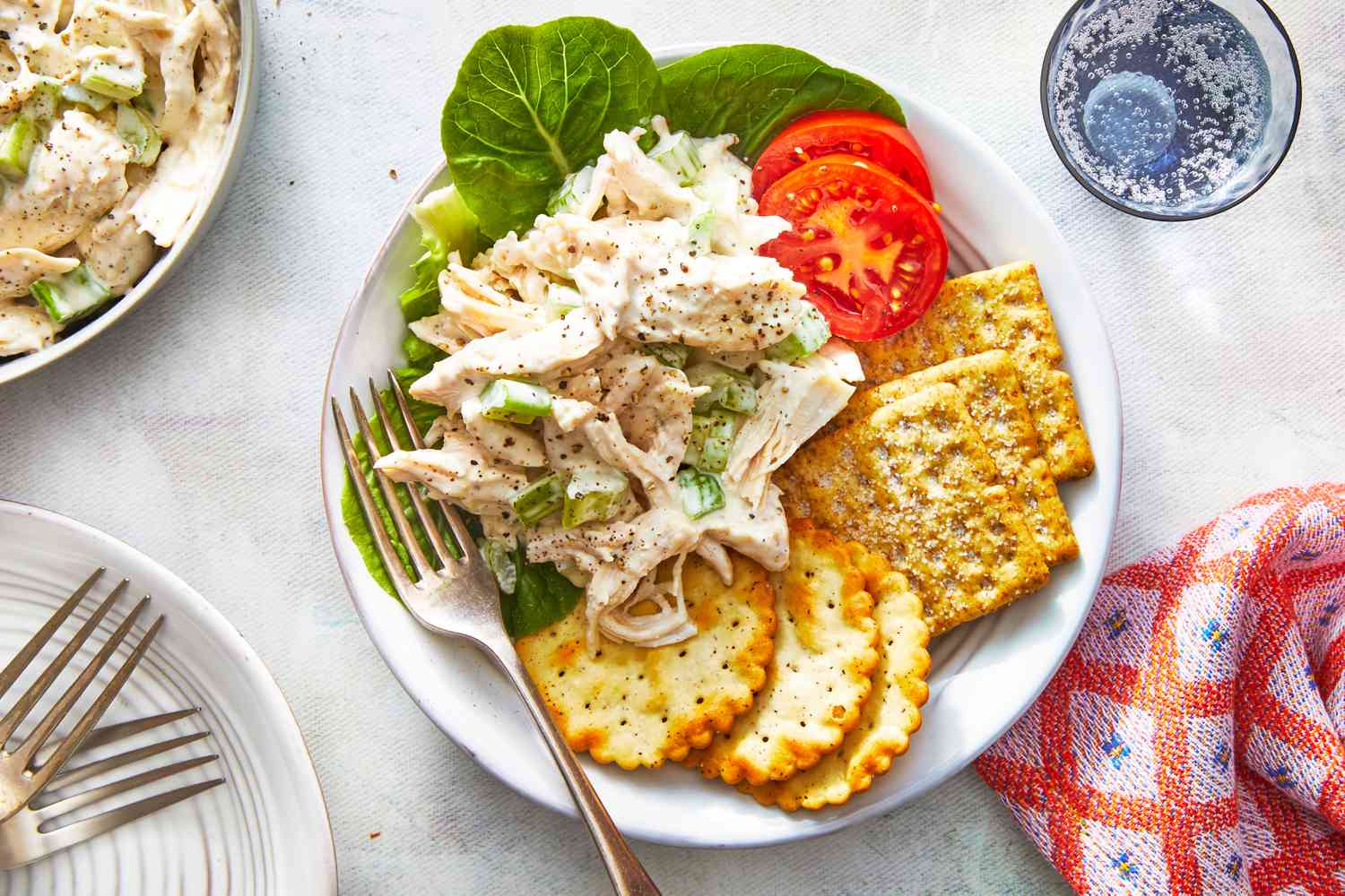 How To Eat Chicken Salad Crackers - Recipes.net