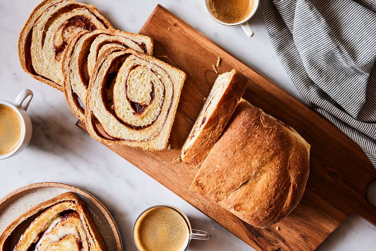 how-to-eat-cinnamon-swirl-bread