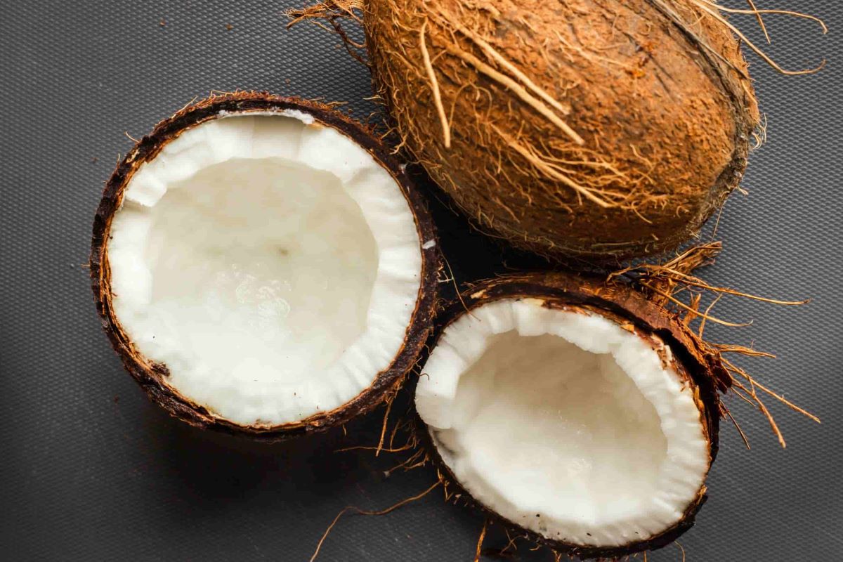 how-to-eat-coconut-pulp
