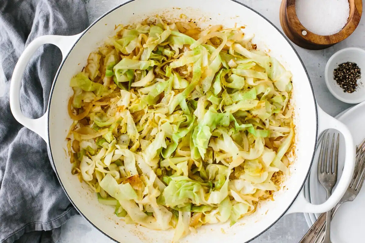 how-to-eat-cooked-cabbage