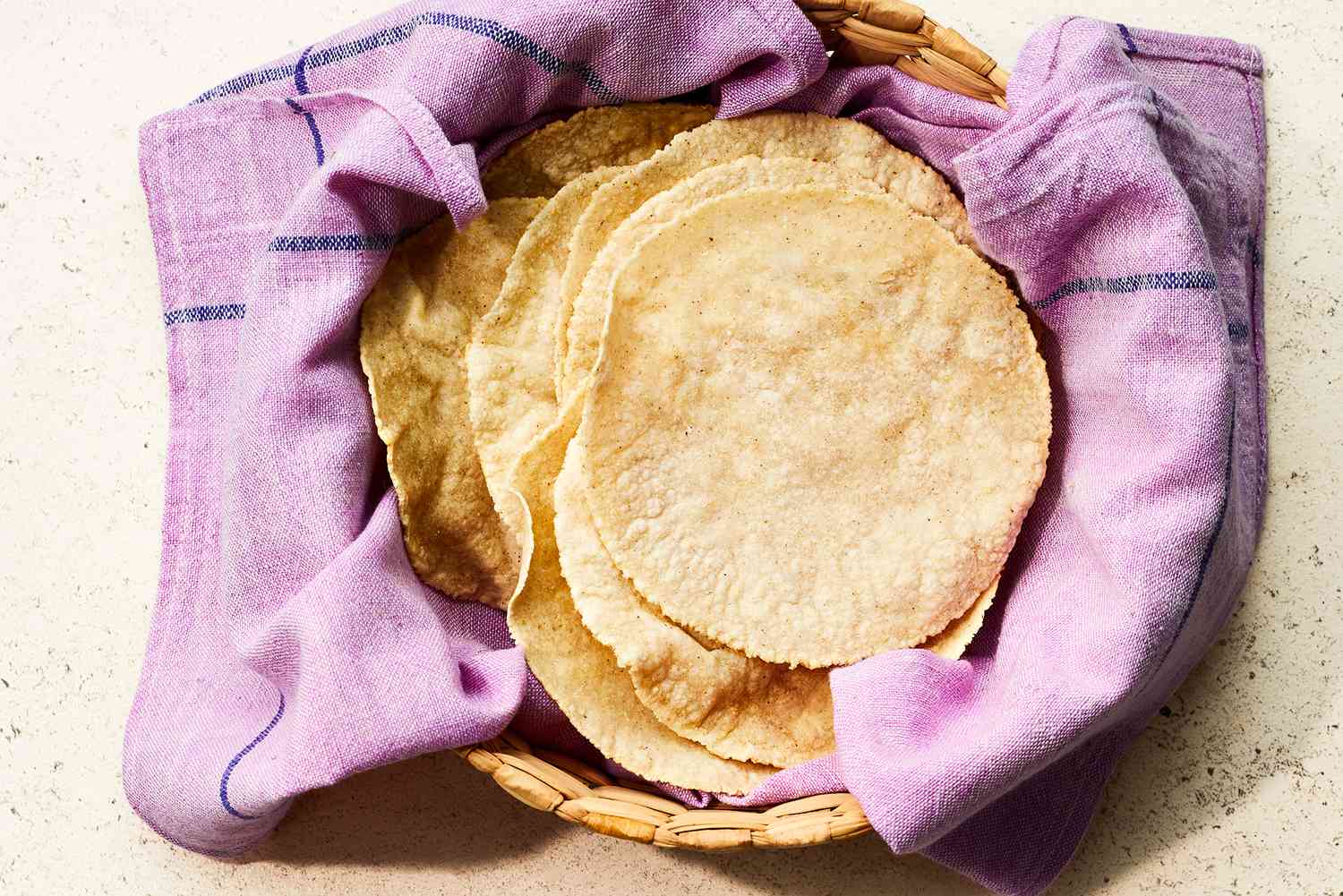 how-to-eat-corn-husk-tortillas