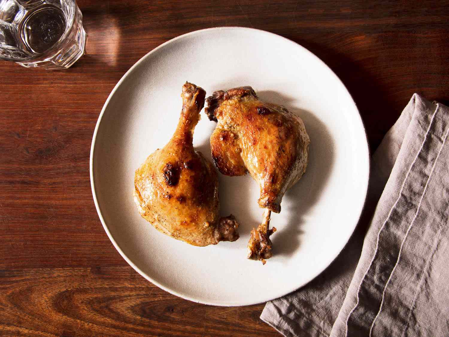 how-to-eat-duck-leg
