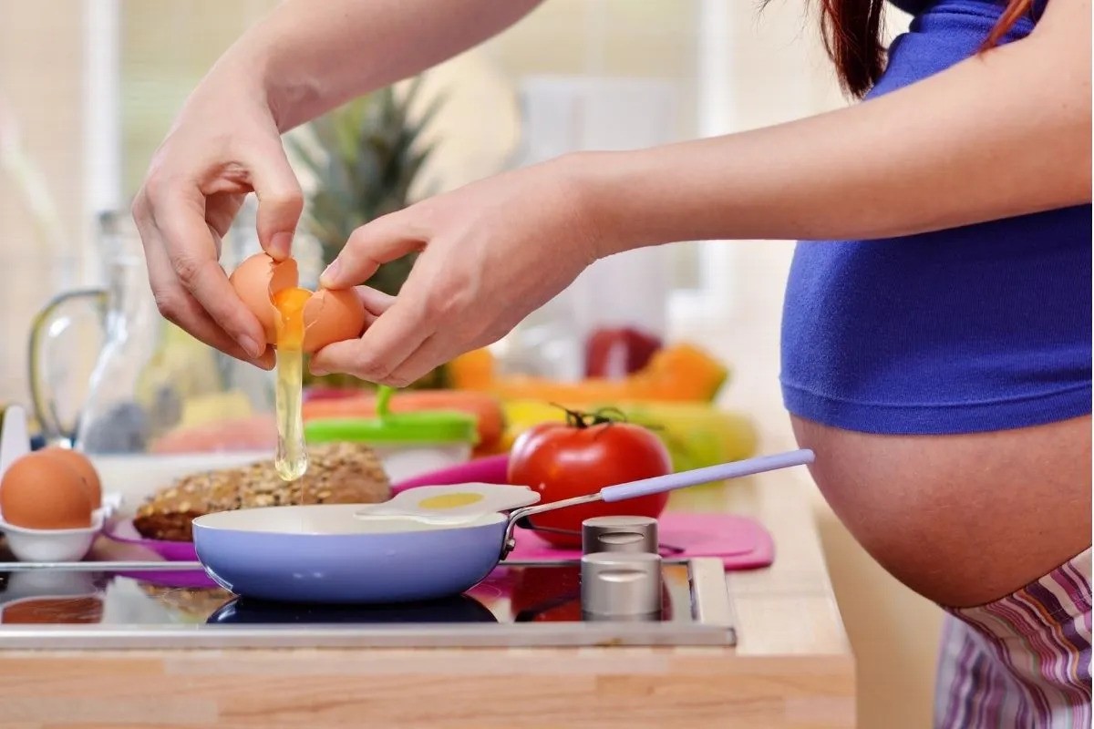 how-to-eat-eggs-while-pregnant
