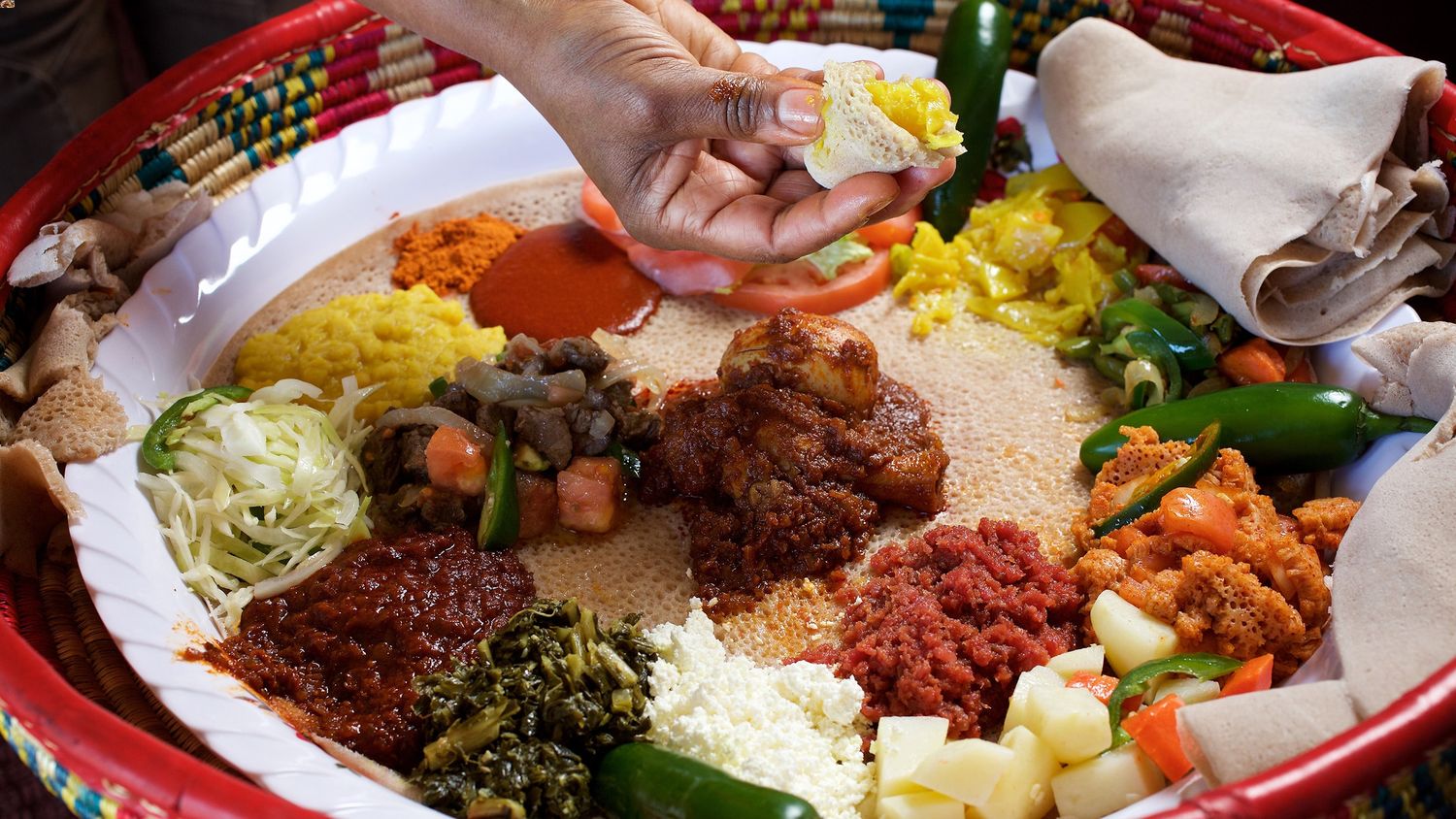 how-to-eat-ethiopian-food