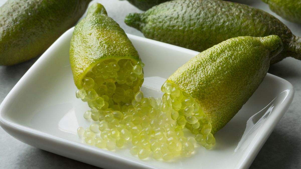 how-to-eat-finger-lime