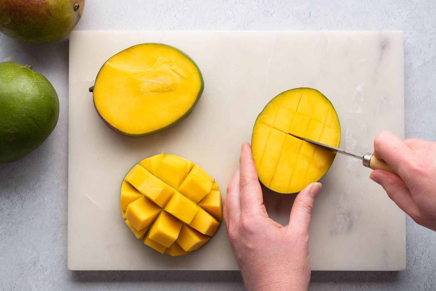 how-to-eat-fresh-mangoes