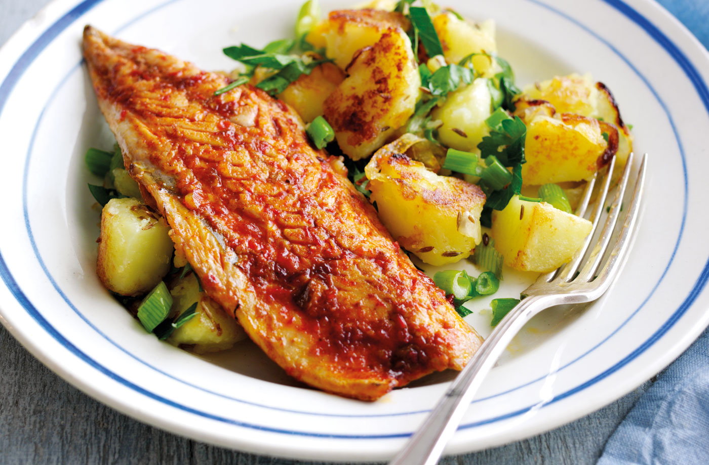 how-to-eat-fried-mackerel