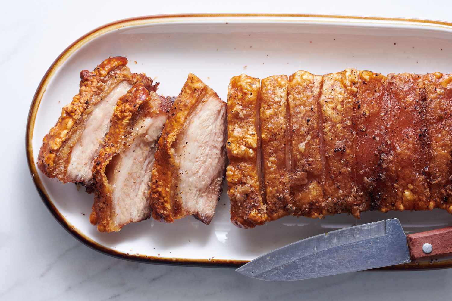 how-to-eat-fried-pork-belly-with-skin