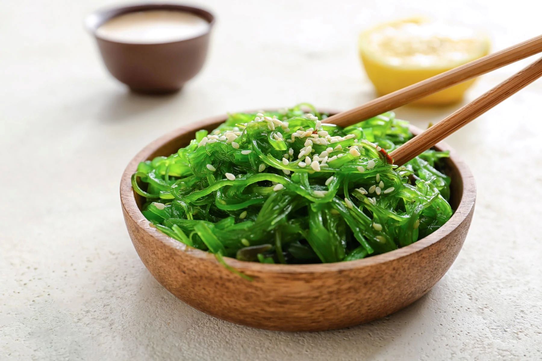 how-to-eat-frozen-seaweed-salad