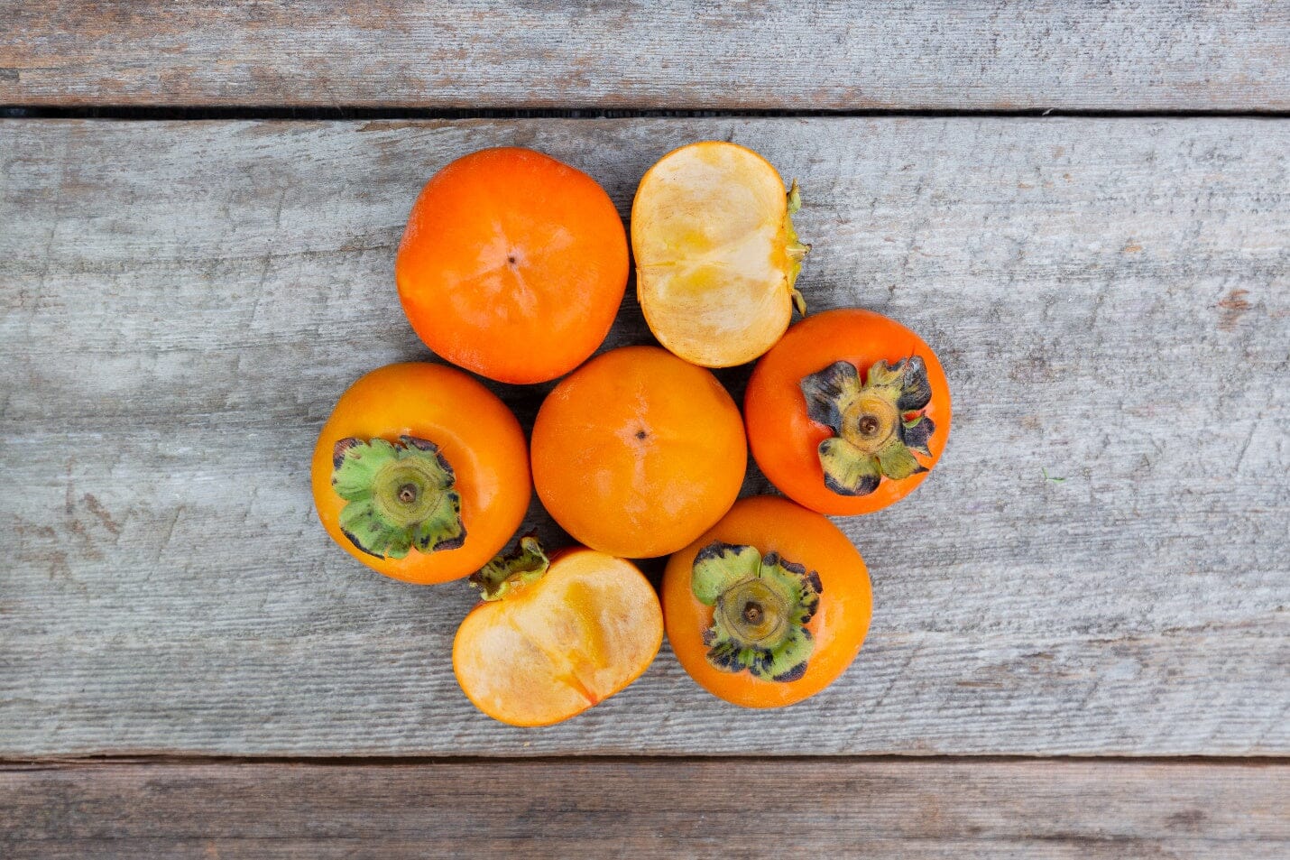 how-to-eat-fuyu-persimmon-fruit