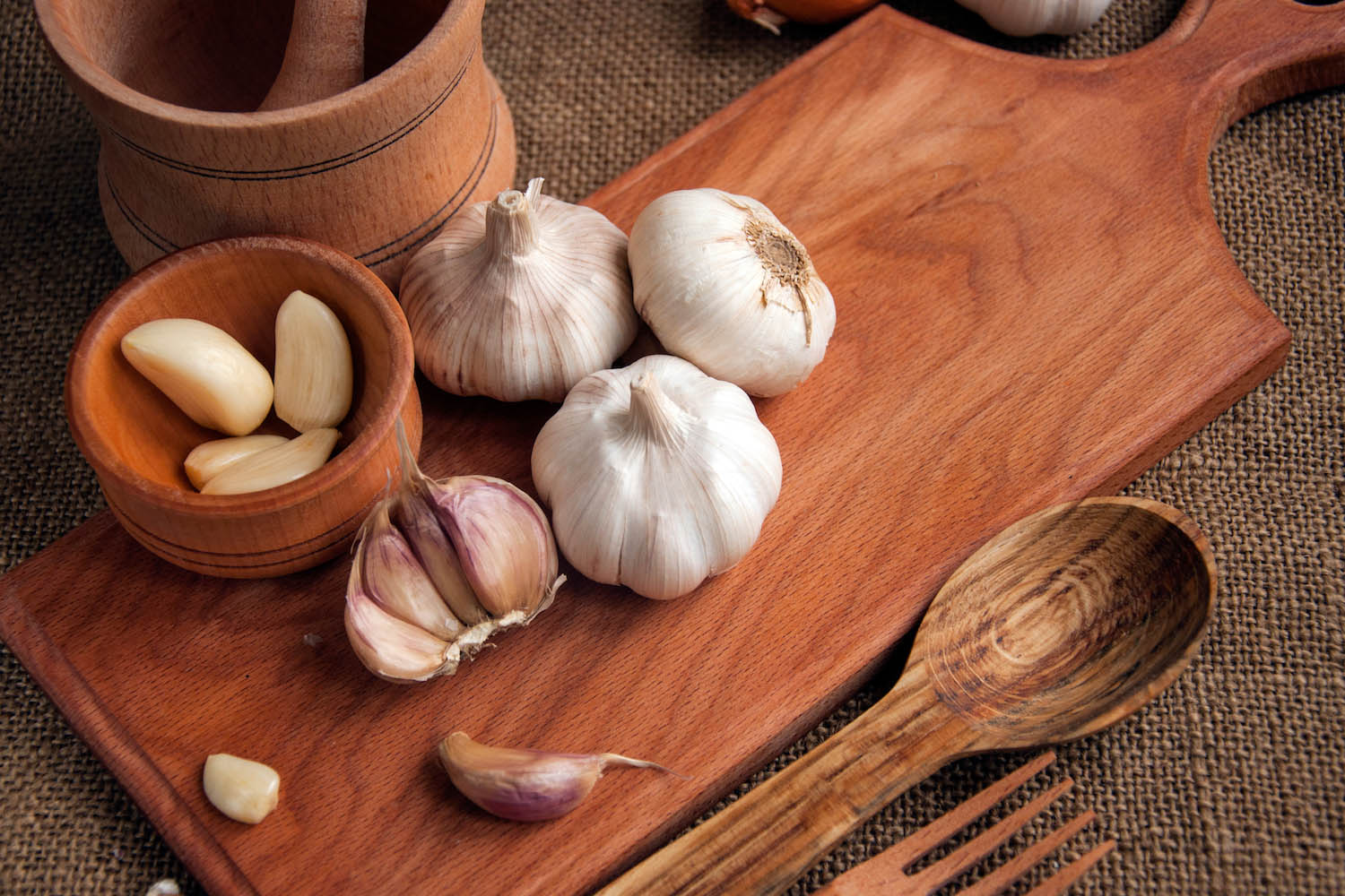 how-to-eat-garlic-without-hurting-your-stomach