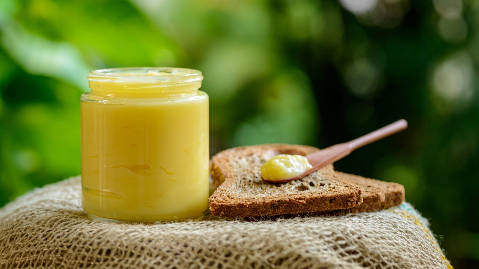 how-to-eat-ghee-in-different-seasons-according-to-ayurveda