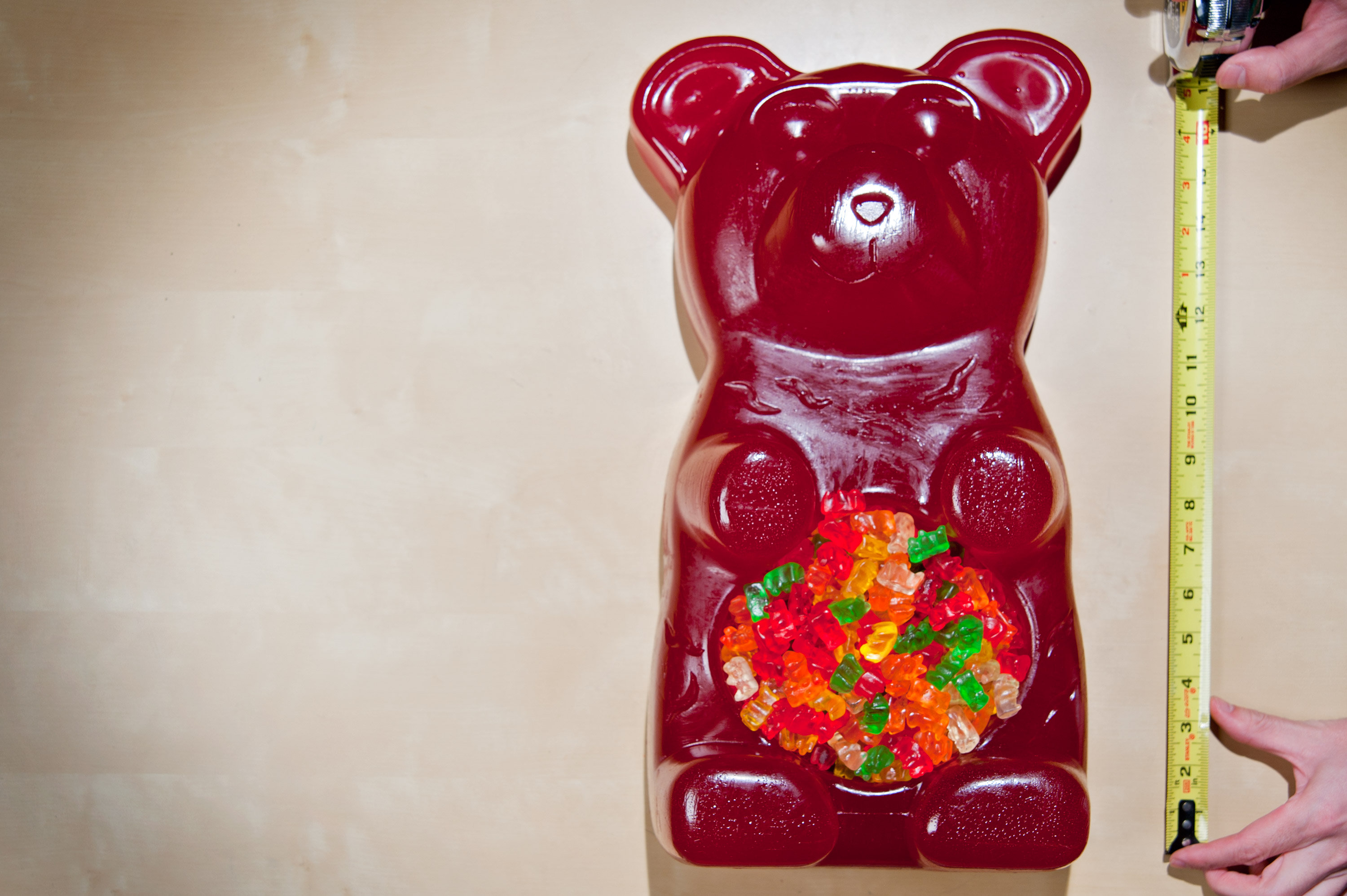 how-to-eat-giant-gummy-candy