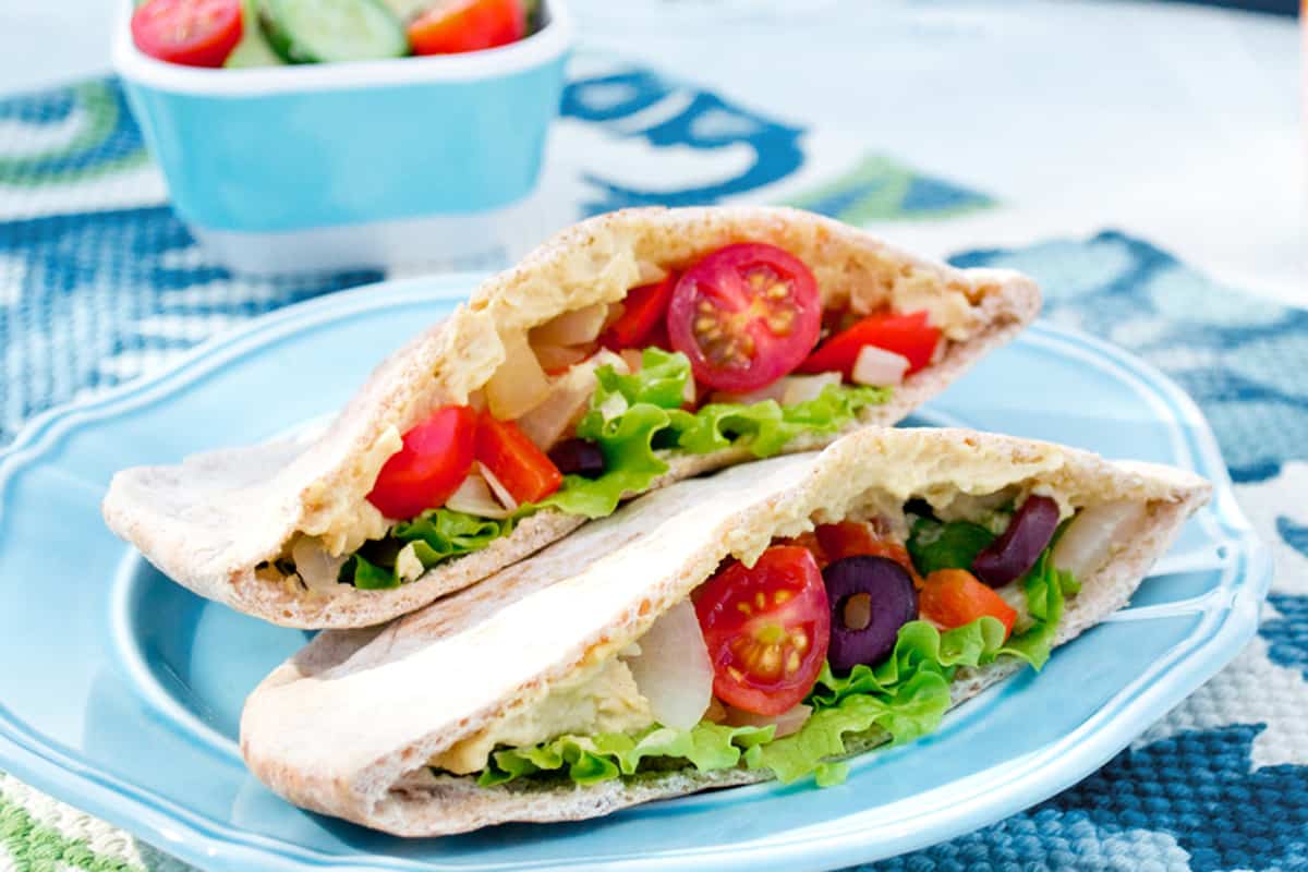 how-to-eat-greek-pitas