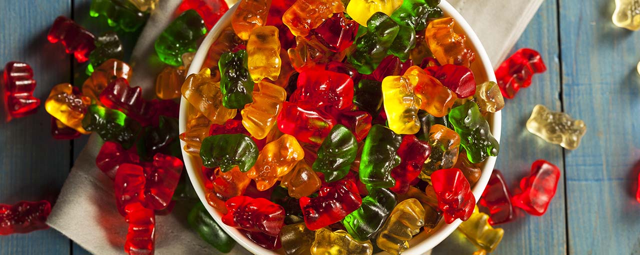 how-to-eat-gummies-with-braces