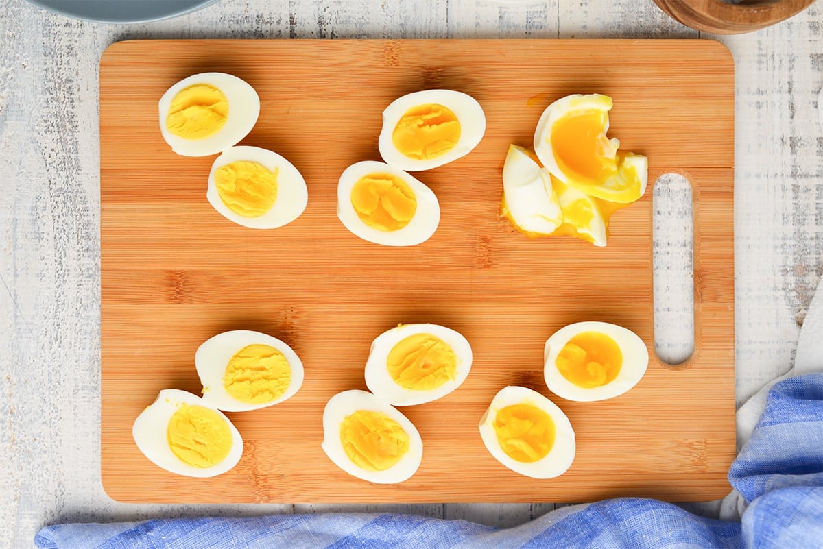 how-to-eat-hard-boiled-eggs-when-you-dont-like-them