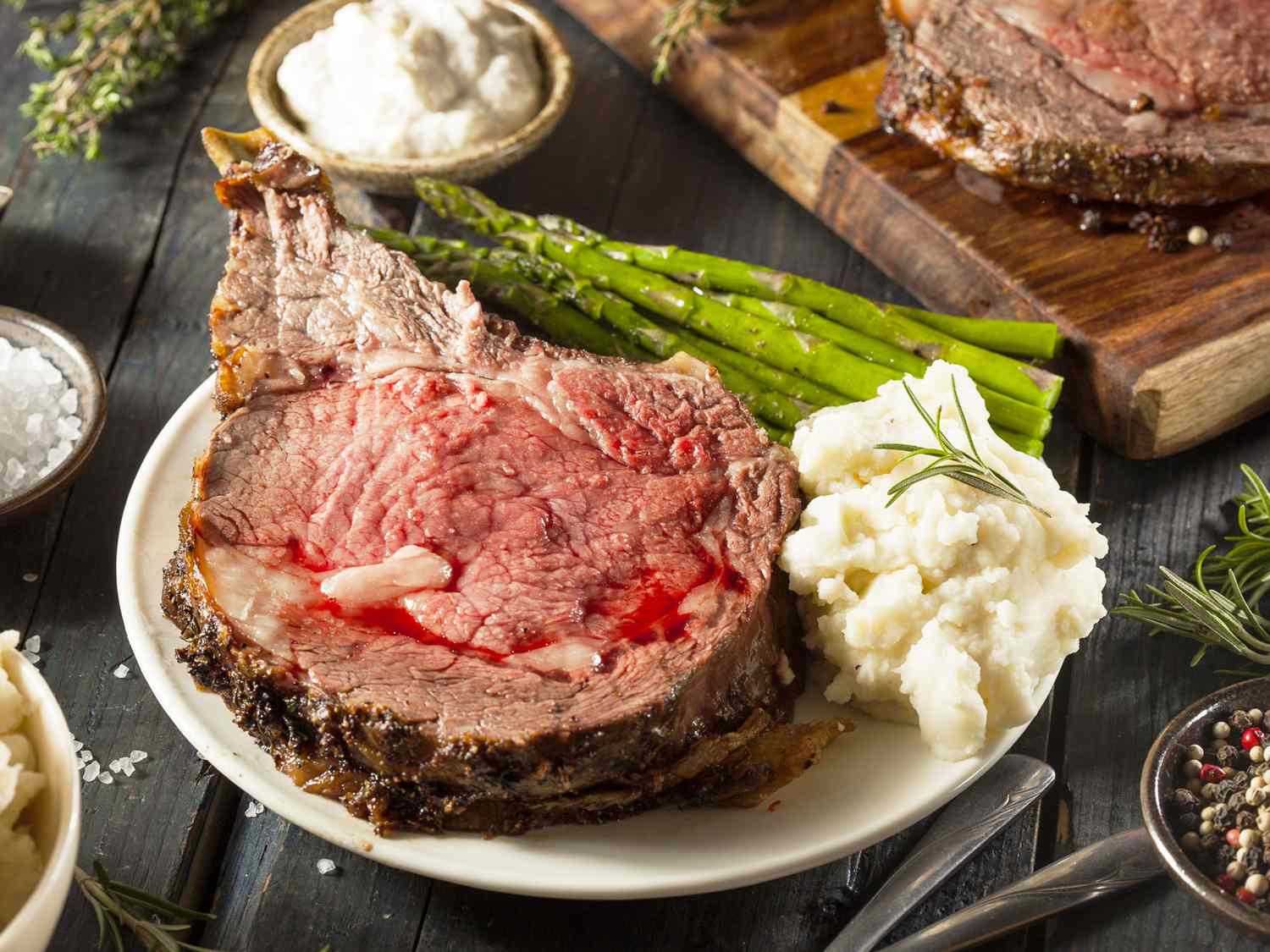 how-to-eat-horseradish-with-prime-rib-and-mashed-potatoes-etiquette