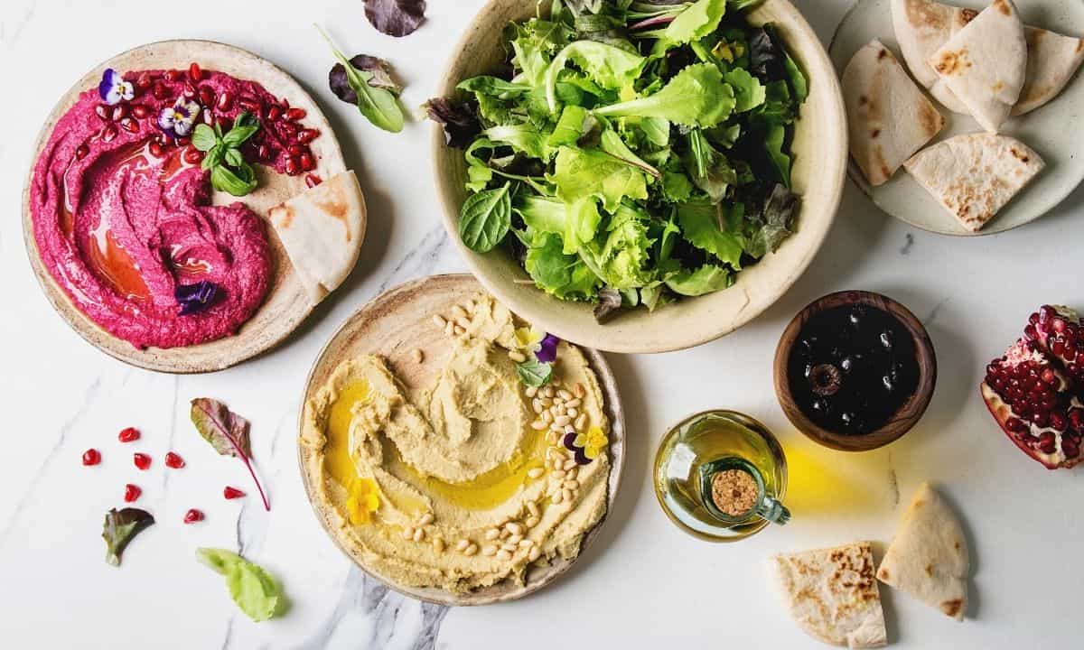 how-to-eat-hummus-in-a-healthy-way