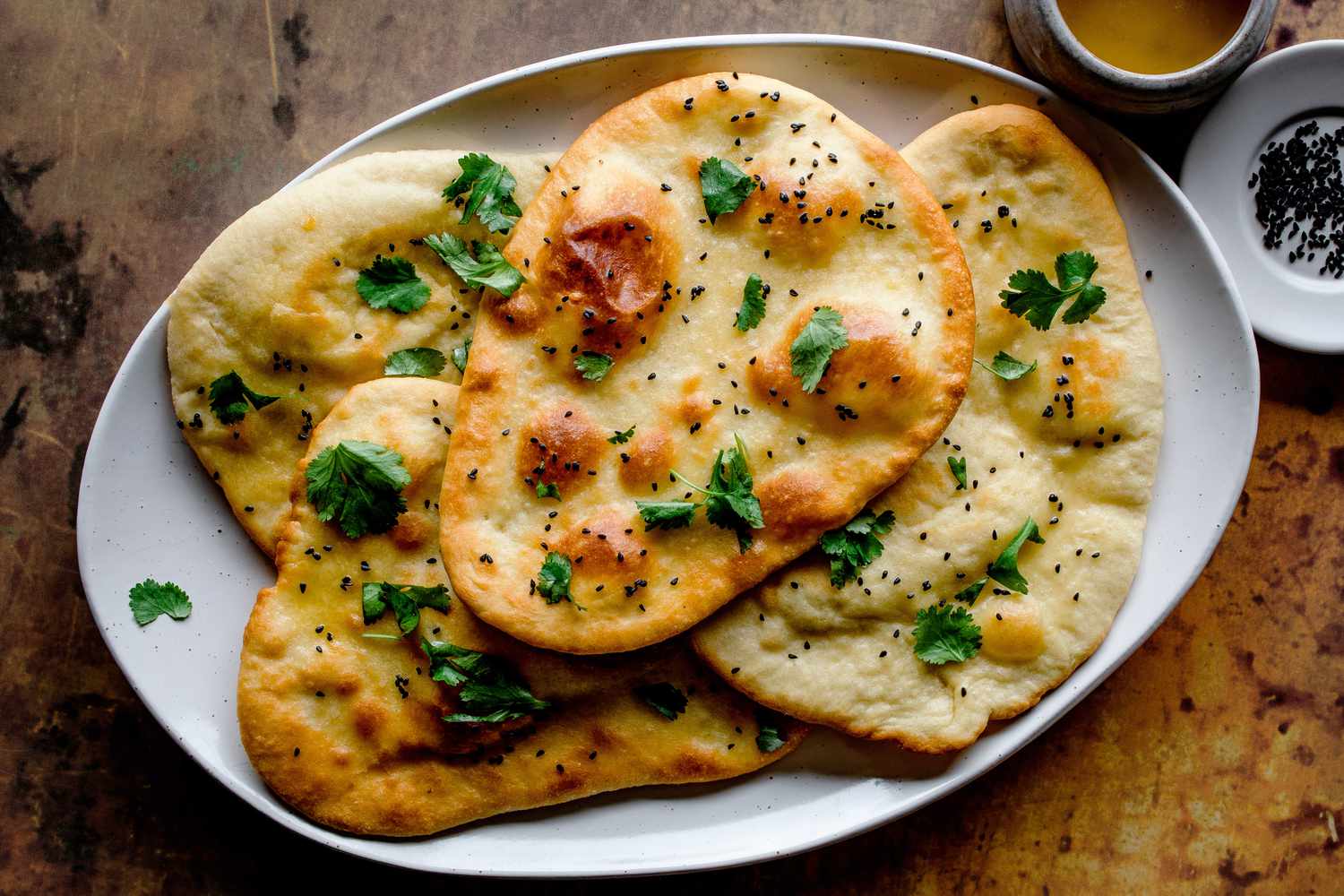 how-to-eat-indian-food-with-naan