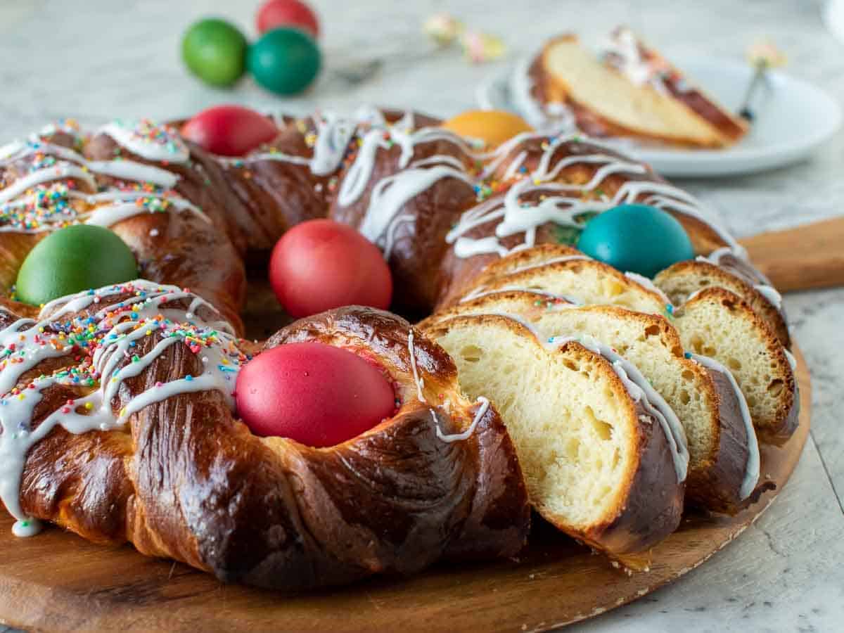 how-to-eat-italian-easter-bread