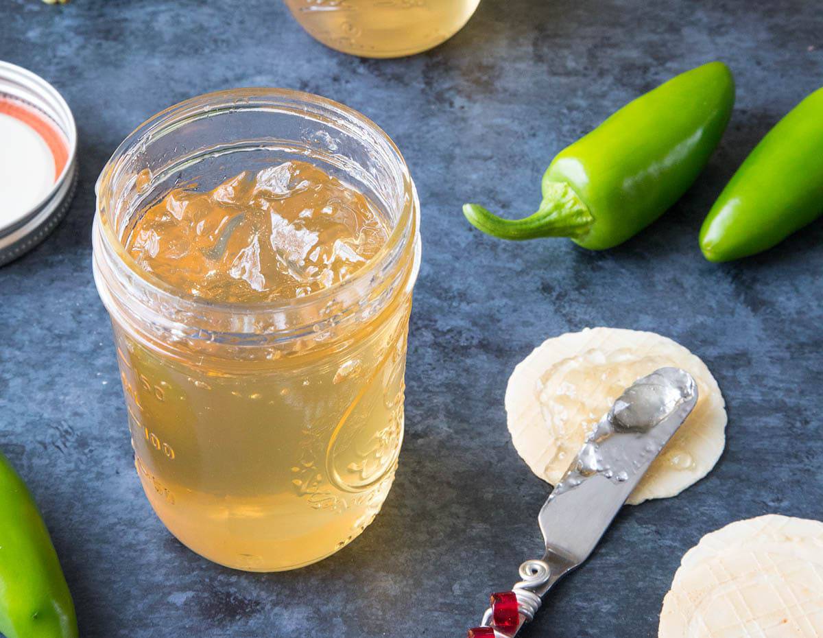 how-to-eat-jalapeno-pepper-jelly