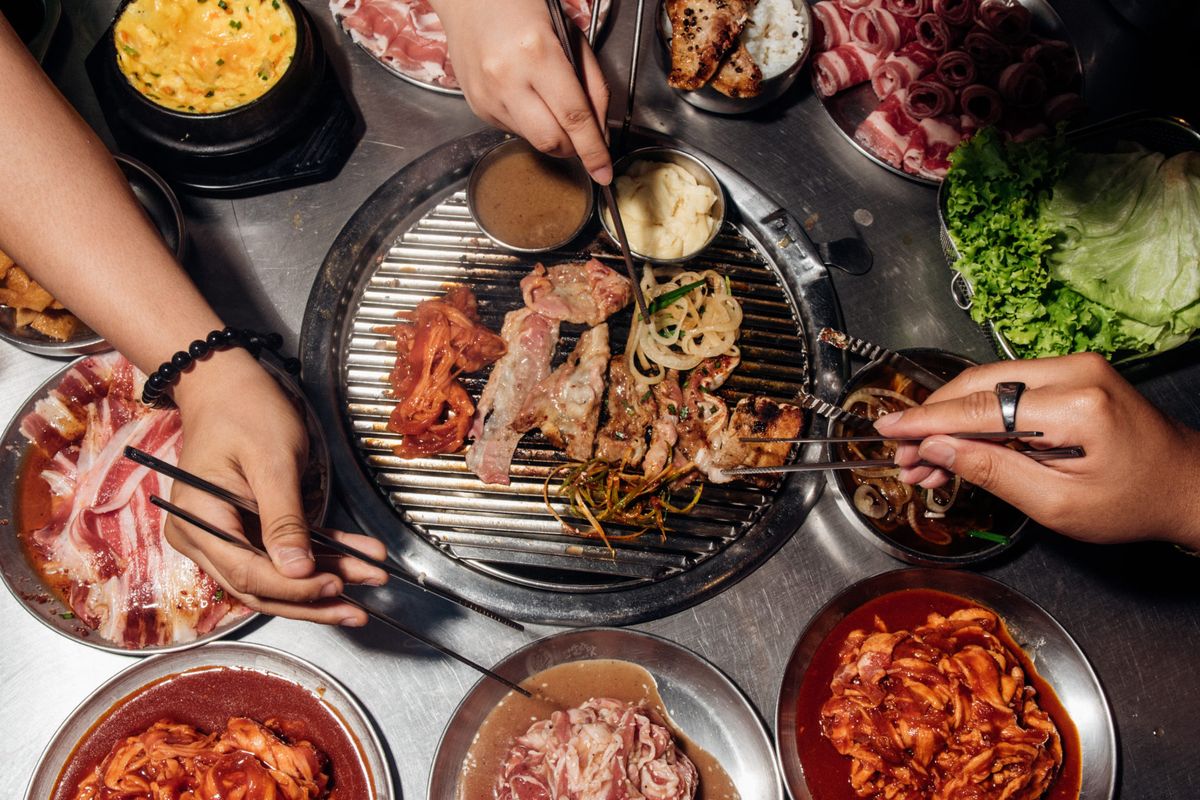 how-to-eat-korean-barbecue-like-a-korean