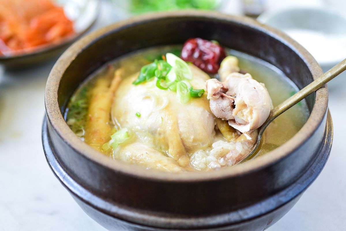 how-to-eat-korean-soup