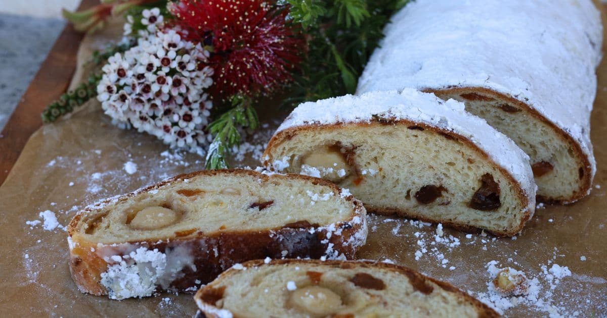 how-to-eat-marzipan-stollen
