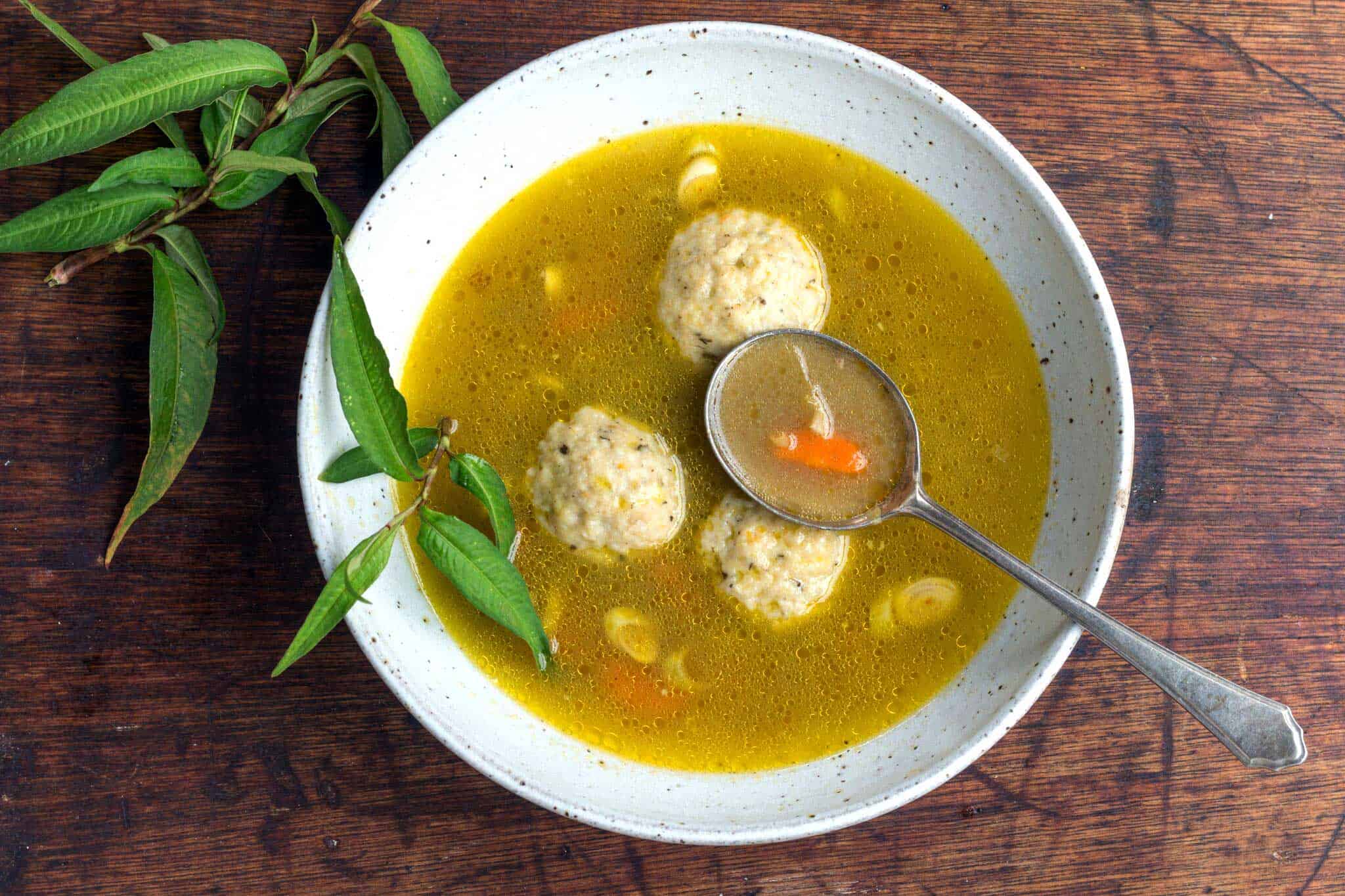 how-to-eat-matzo-ball-soup