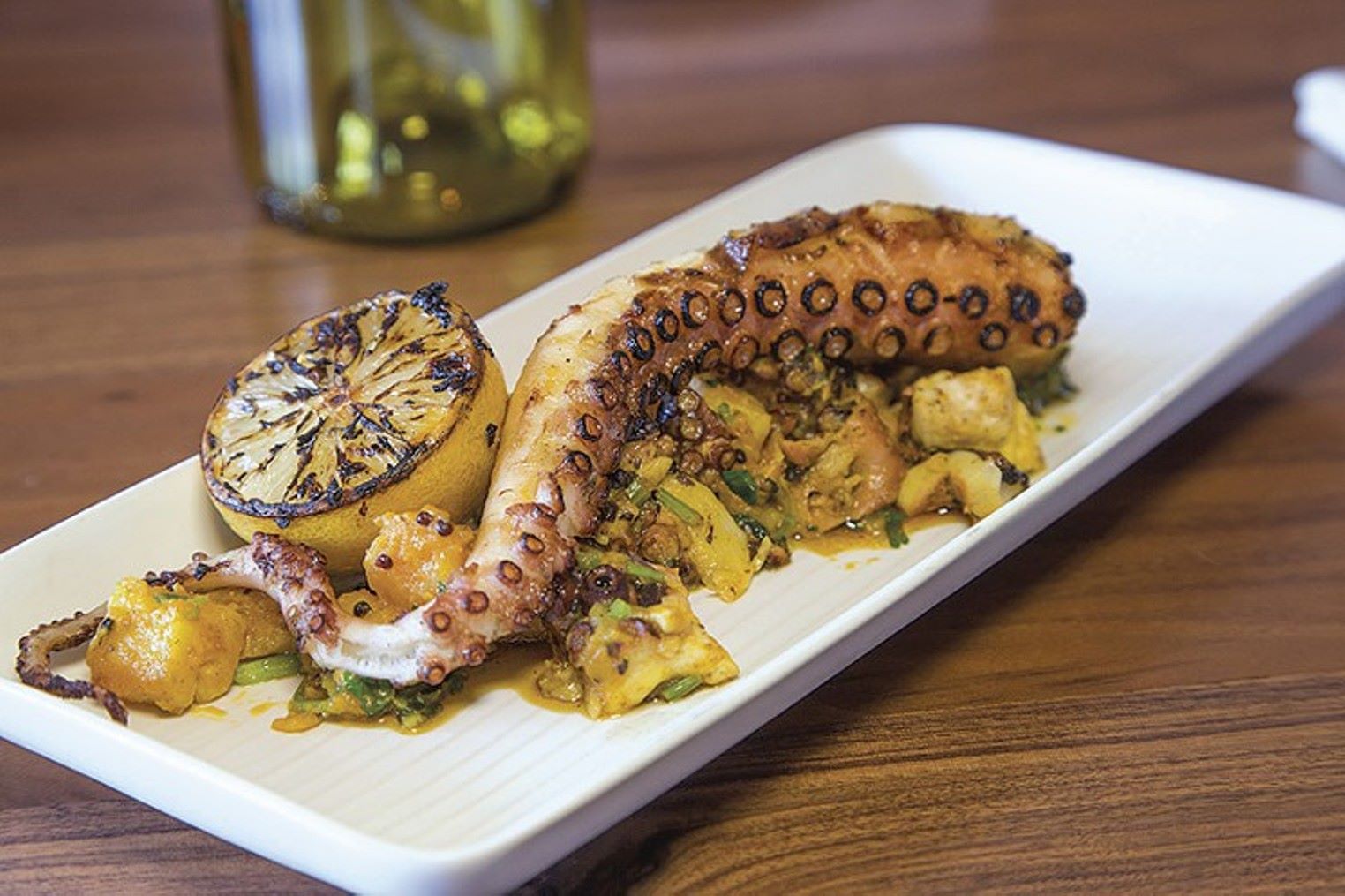 how-to-eat-octopus-in-a-restaurant