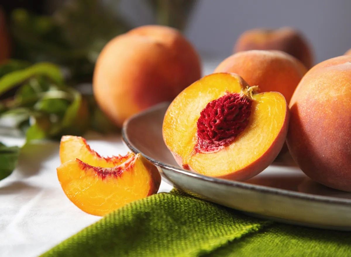 how-to-eat-peaches-if-allergic