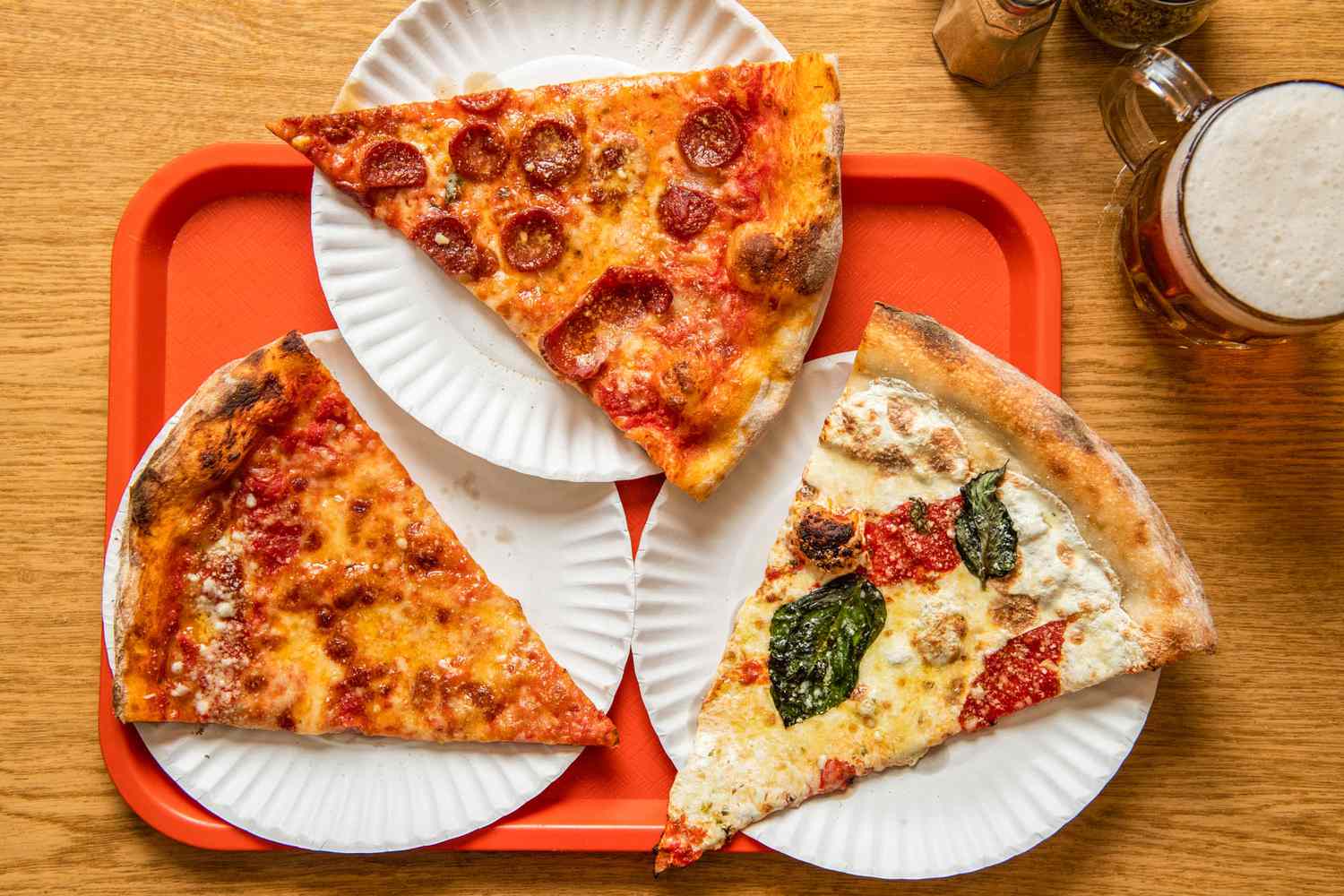 how-to-eat-pizza-in-new-york