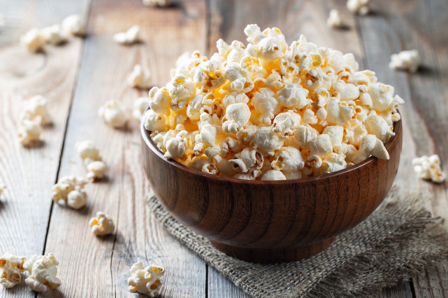 how-to-eat-popcorn-with-braces