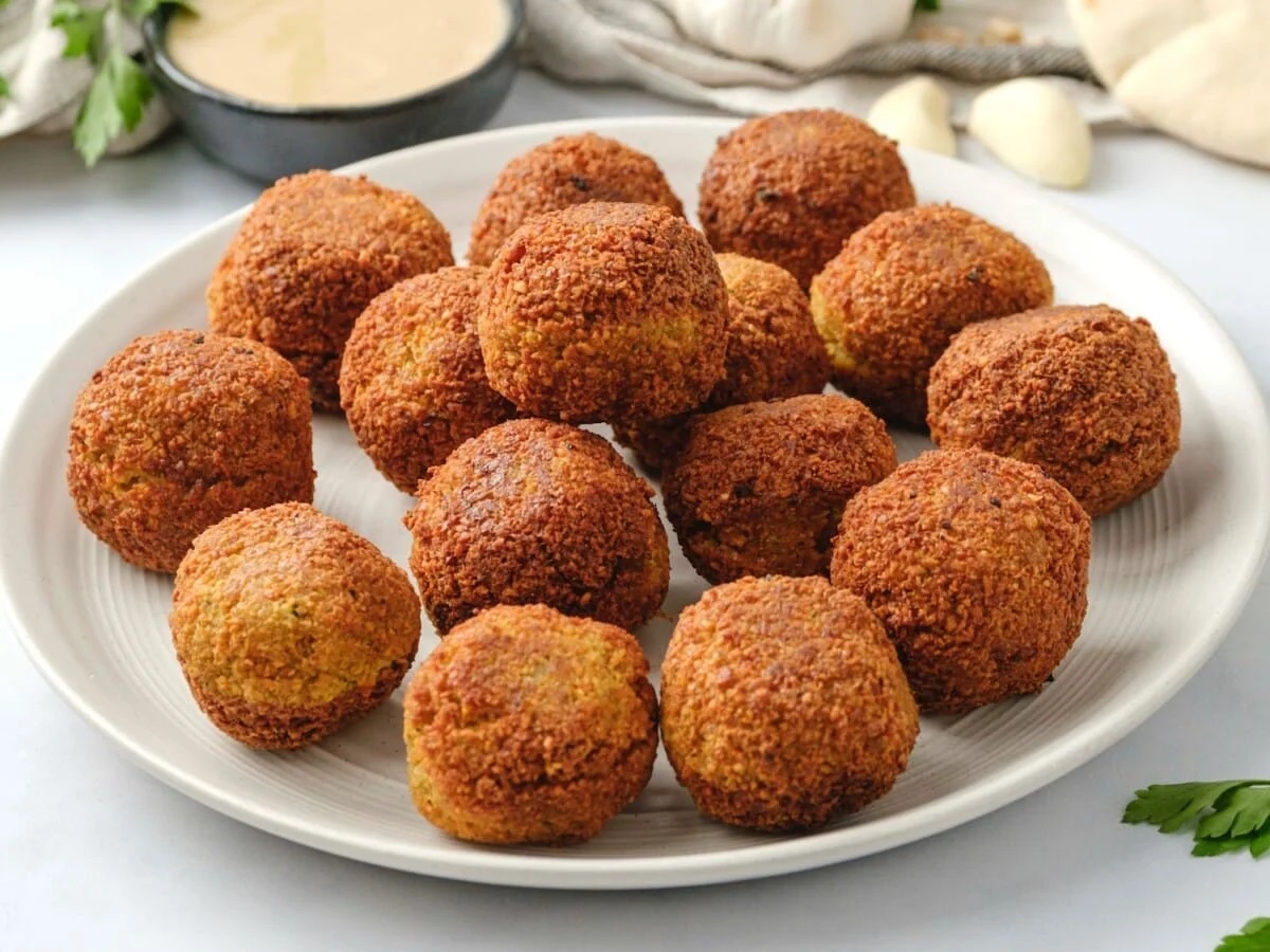 how-to-eat-pre-made-falafel