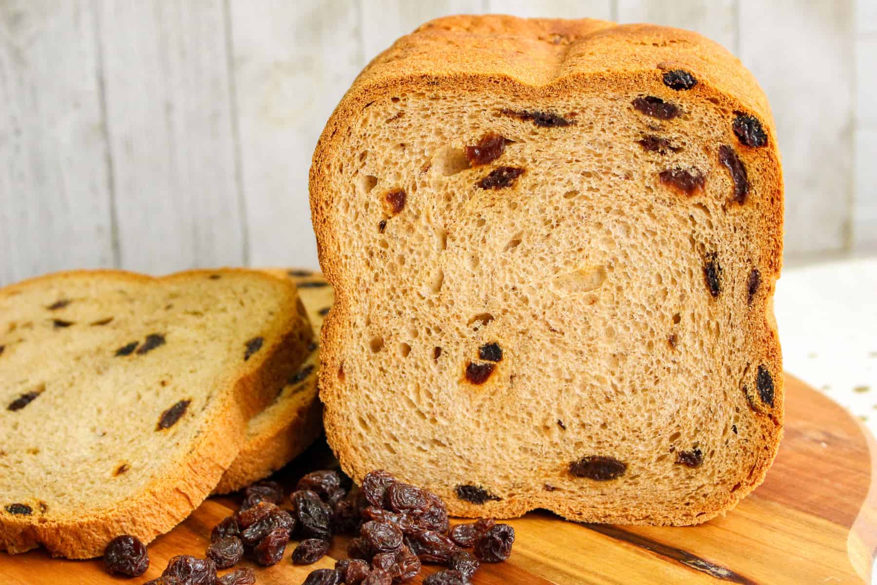 how-to-eat-raisin-bread