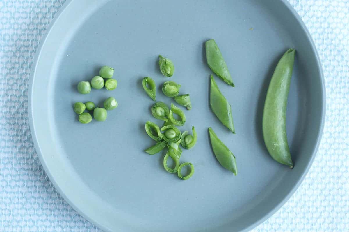 how-to-eat-raw-snap-peas