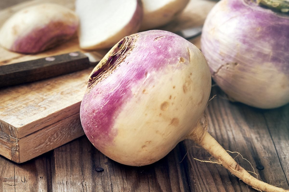 how-to-eat-raw-turnips