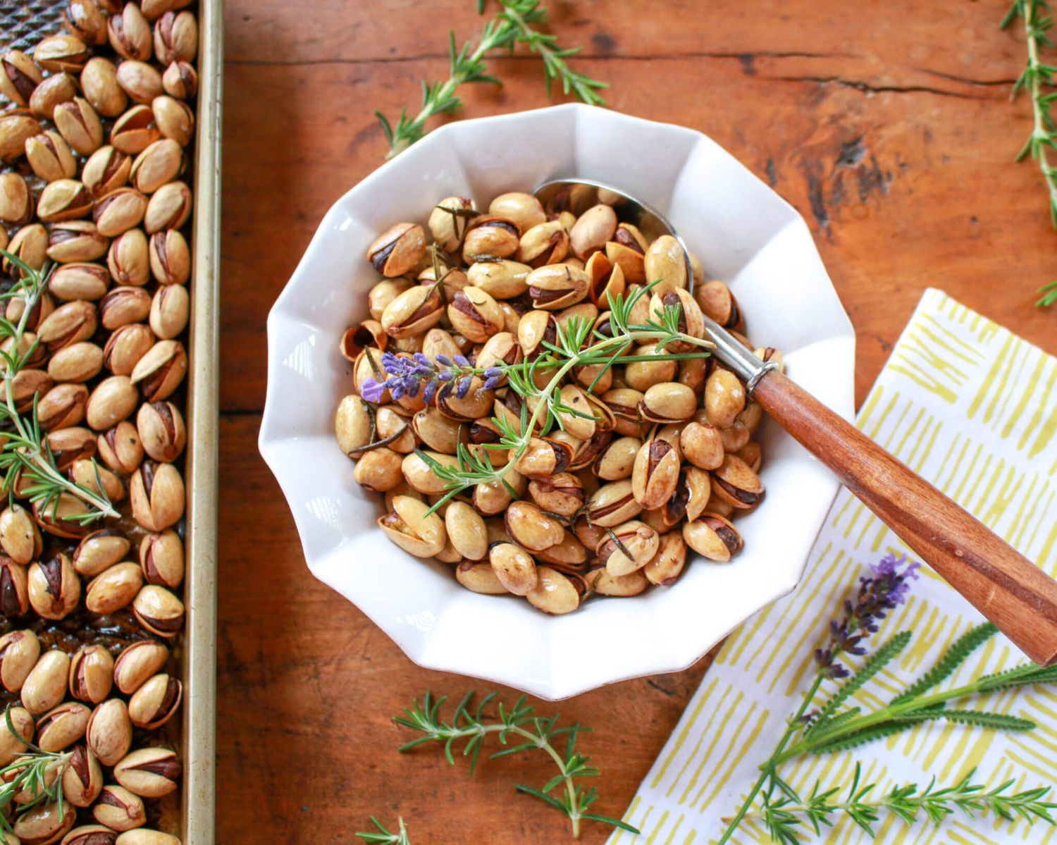 how-to-eat-roasted-pistachios