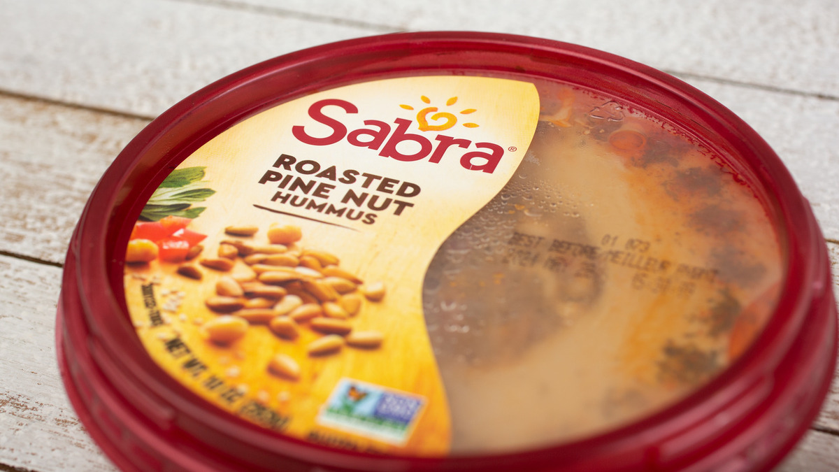 how-to-eat-sabra-hummus