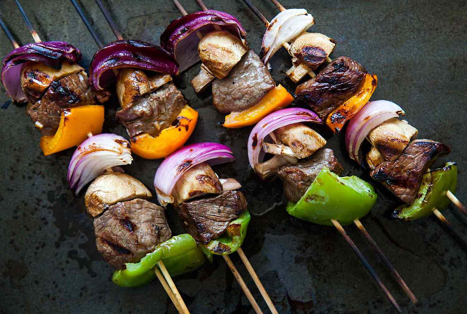 how-to-eat-shish-kebab