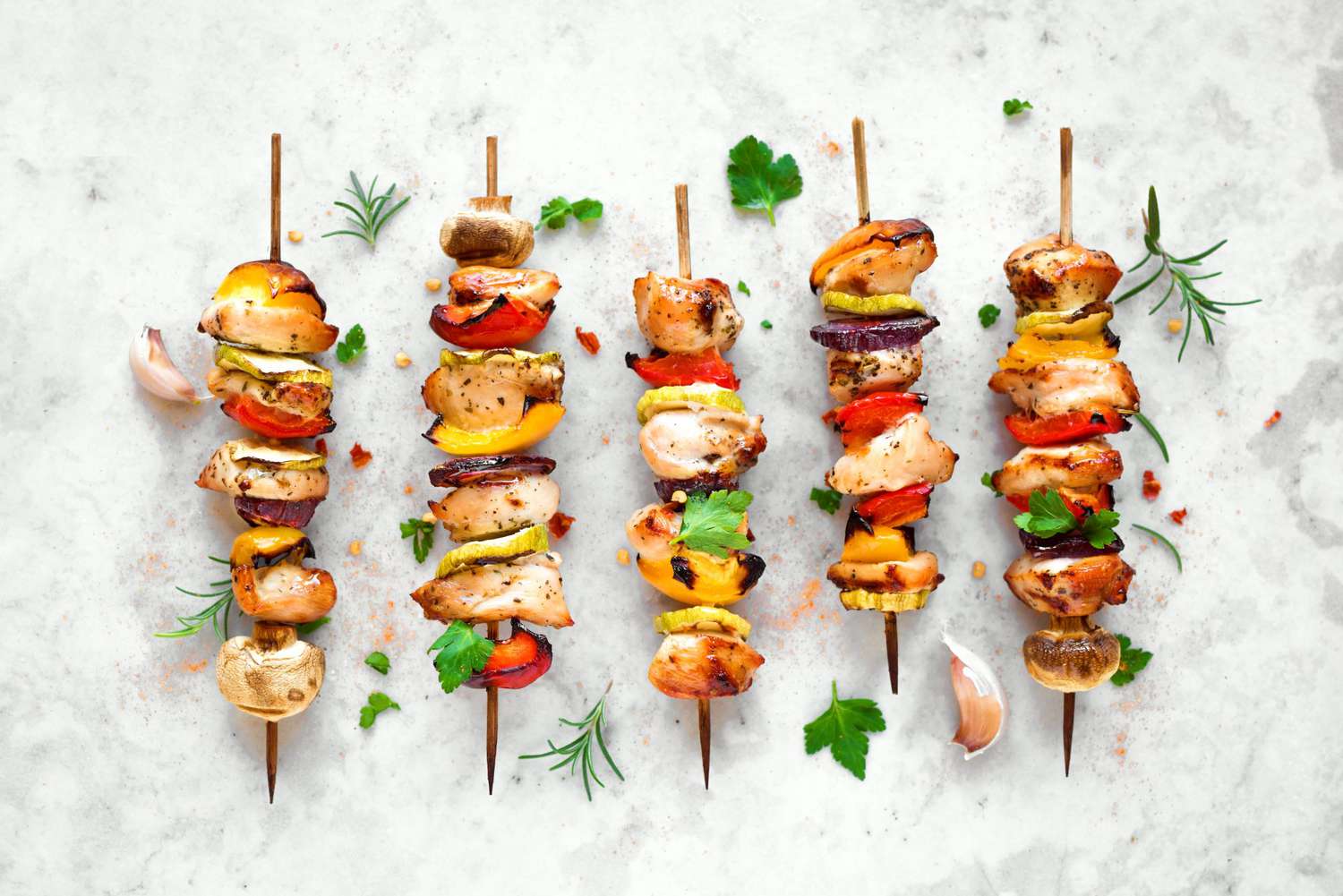 how-to-eat-skewers-properly