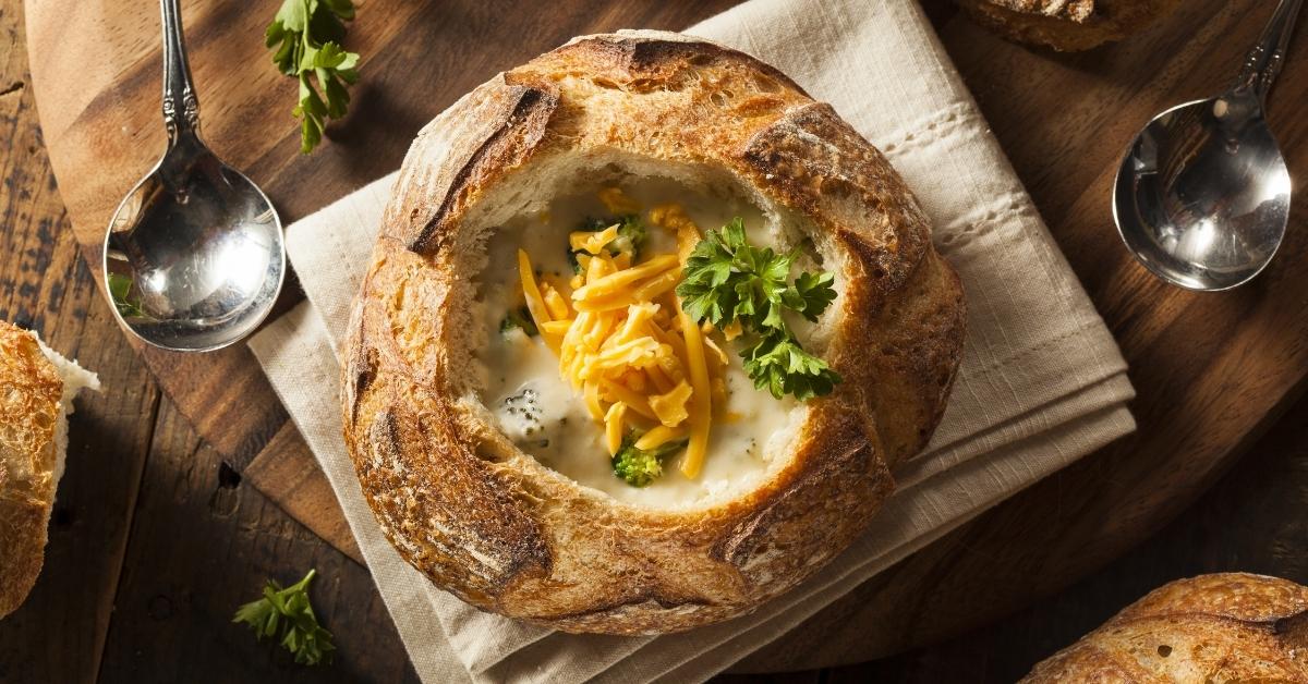 how-to-eat-soup-in-a-bread-bowl