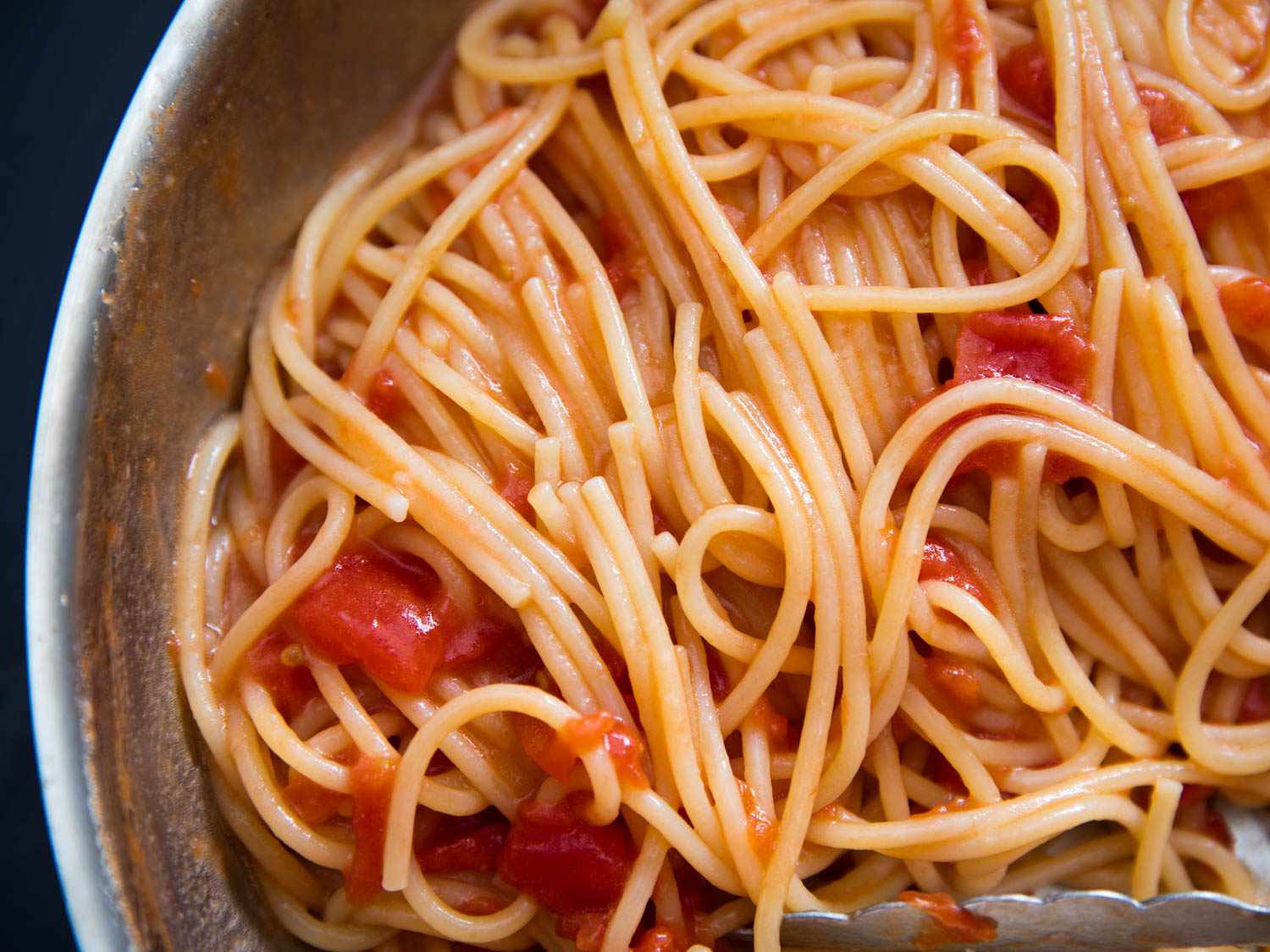how-to-eat-spaghetti-correctly