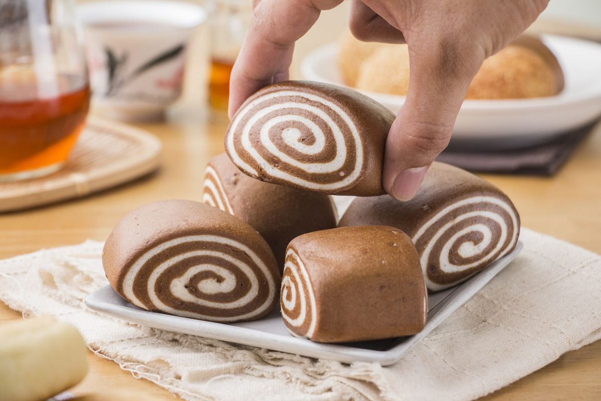 how-to-eat-spiral-mantou