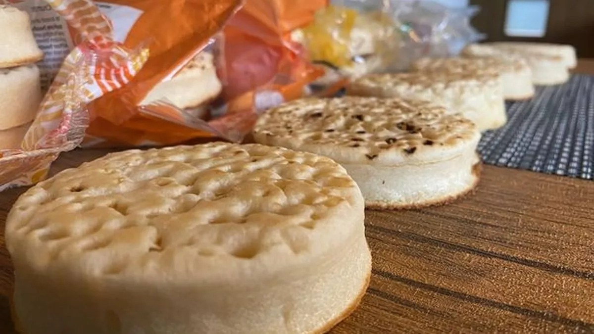 how-to-eat-store-bought-crumpets