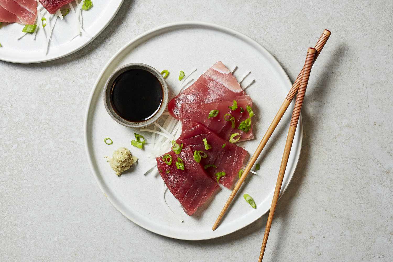 how-to-eat-tuna-sashimi