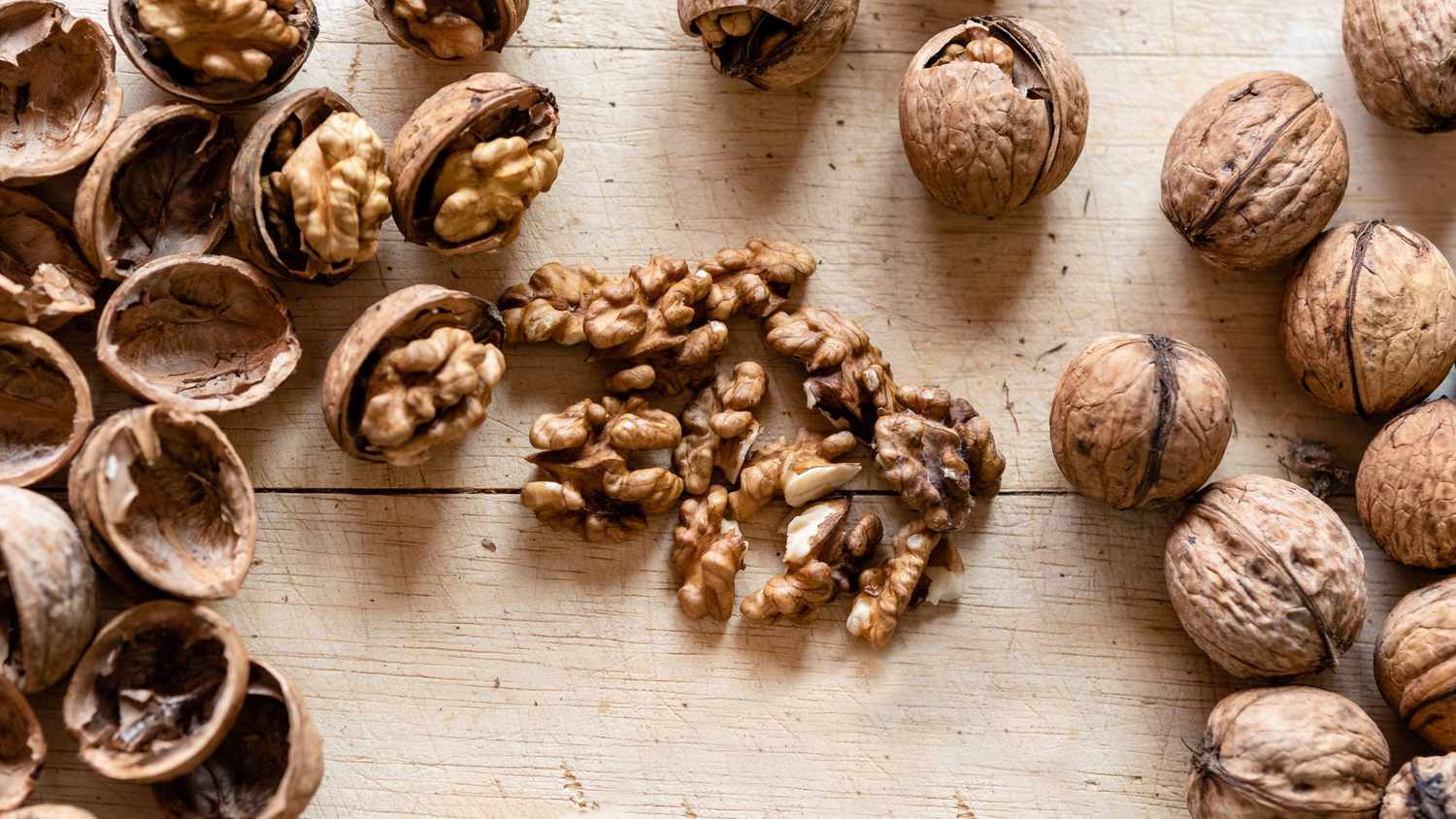 how-to-eat-walnuts-daily