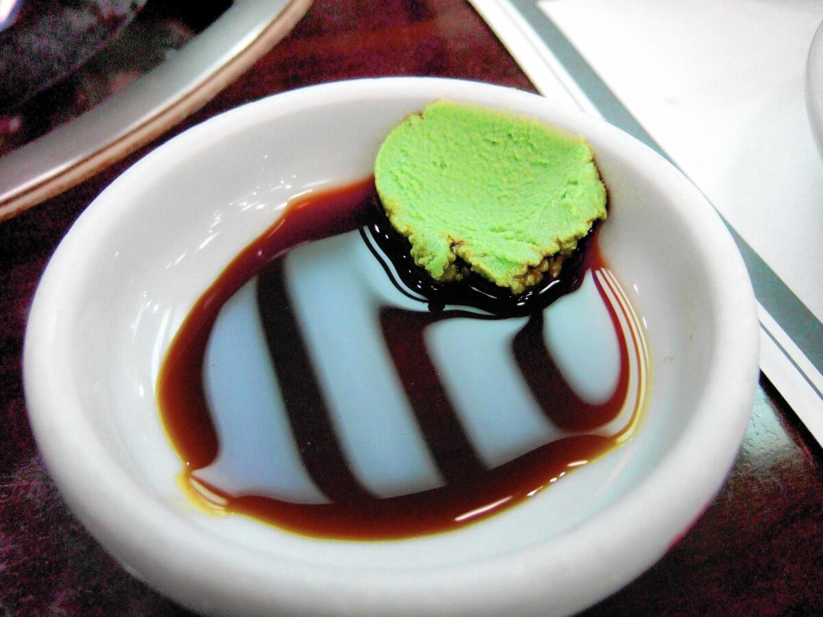 how-to-eat-wasabi-and-soy-sauce